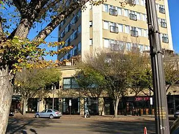 אדמונטון Metterra Hotel On Whyte 4*,